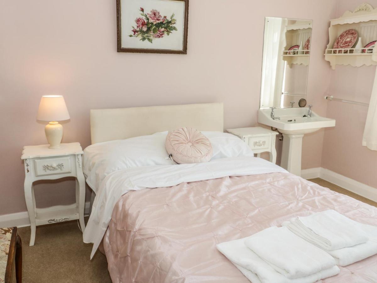 Burwood Villa Colwyn Bay Esterno foto